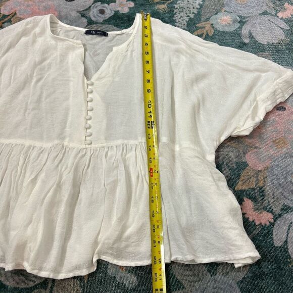 KLD white Flowy Oversized Blouse Large Short Flutter Sleeves Button Up Womens - Picture 6 of 11